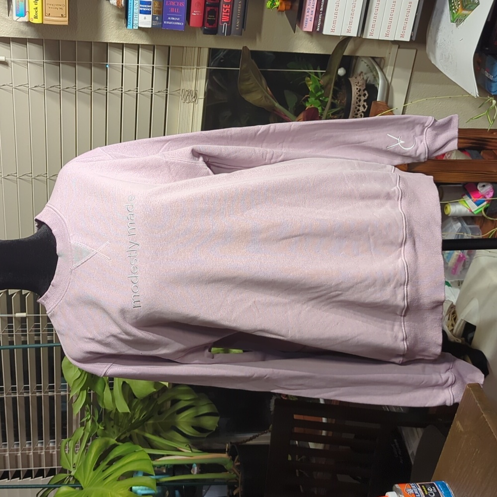 Lilac crew neck